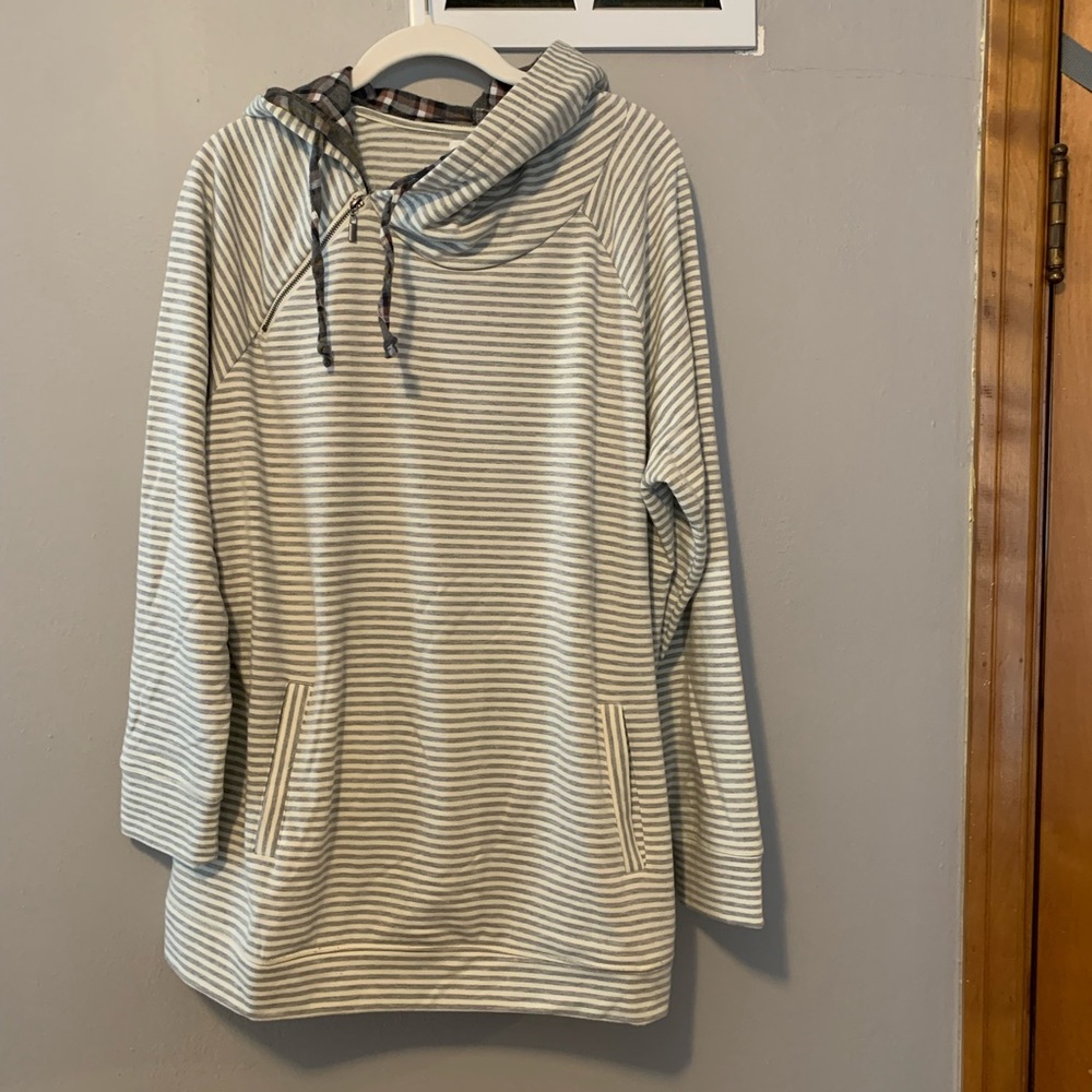 Maurices asymmetrical hoodie with plaid lined hood. XXL